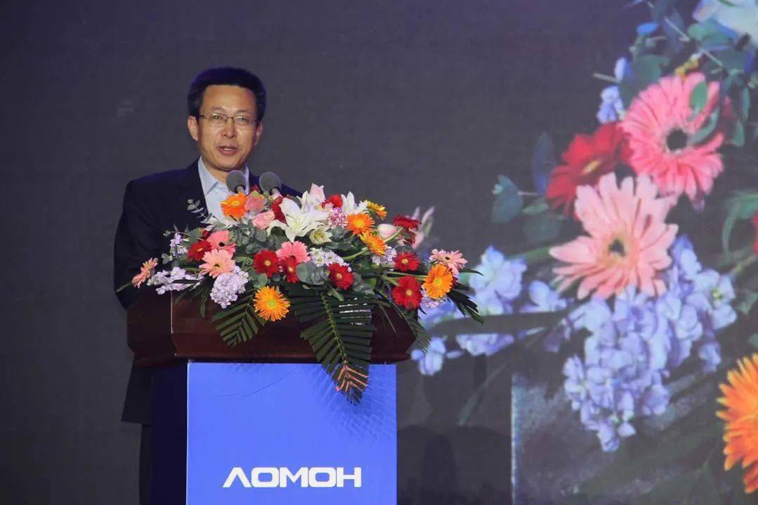 萨丁拖拉机年度销量首破万台,2021又添"金领版"拖拉机