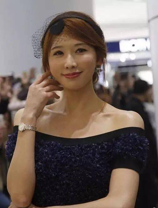 岁月无情,当年的台湾第一美女如今已年过四十.