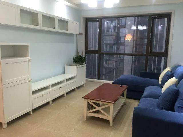新房家具已进场,就差布艺窗帘了,先晒晒!