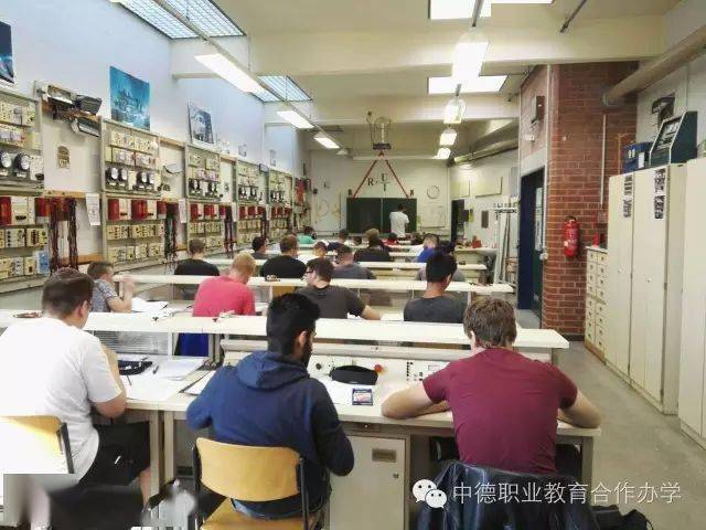 德国职业教育——给人生道路的"后悔"机会