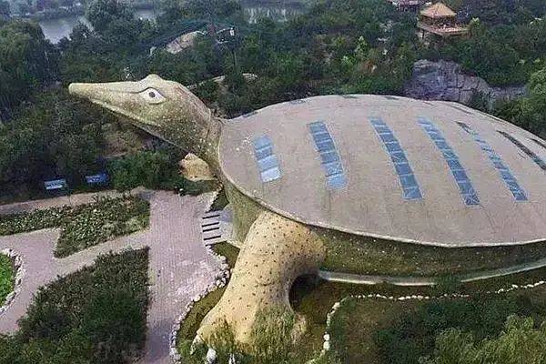 2020年中国十大丑陋建筑评选,领先