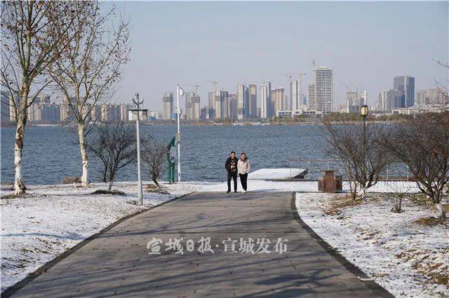 宛陵湖全媒体记者 程叙 摄全媒体记者 程叙 摄鳌峰公园全媒体记者