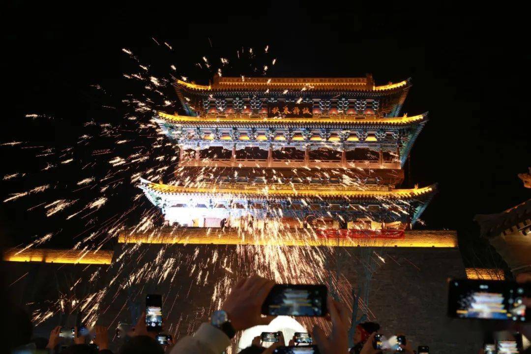 忻州古城元旦活动---打铁花