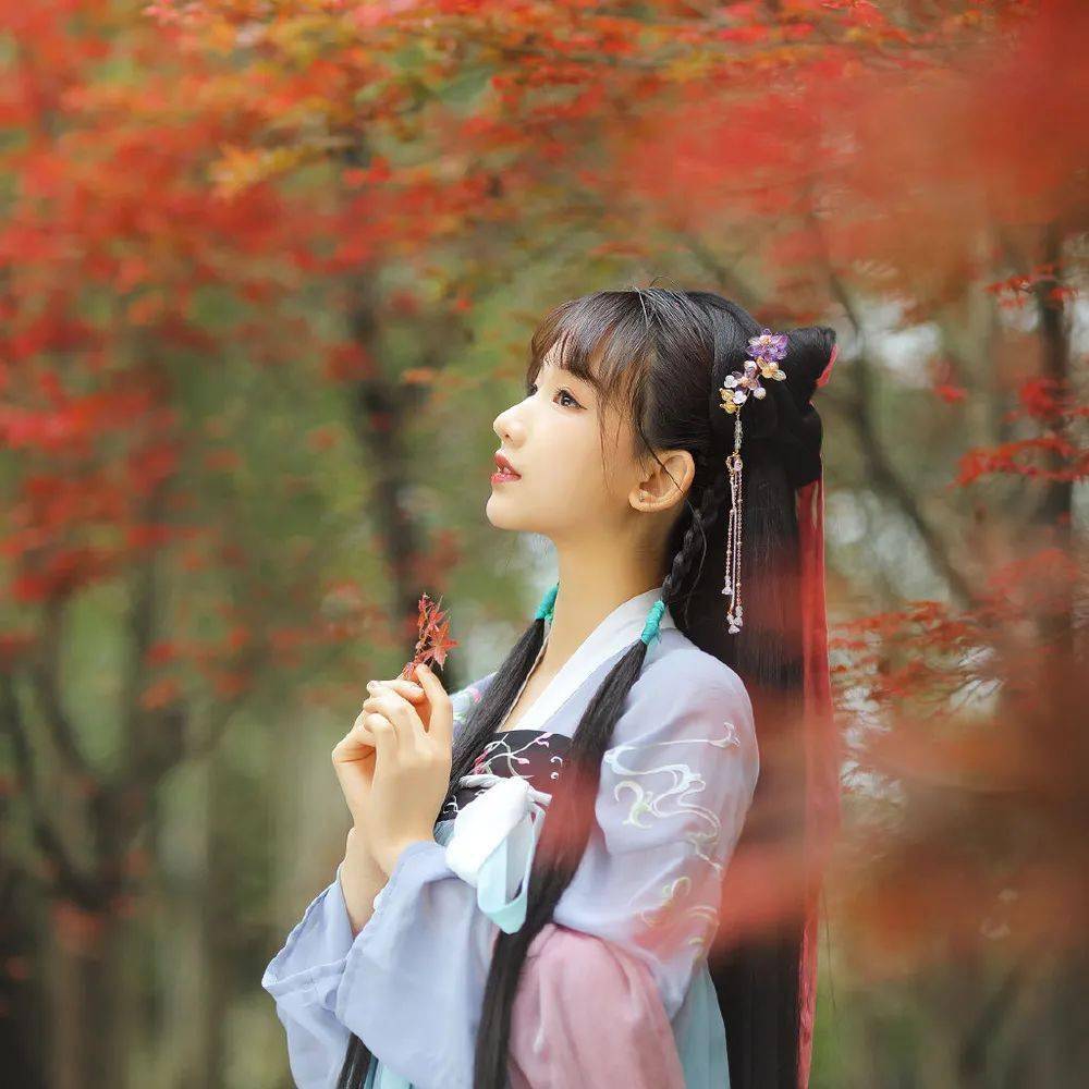 唯美意境古风女生头像|晓阴无赖似穷秋 淡烟流水画屏幽