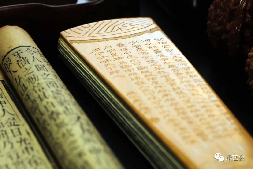 刀笔未辍意未穷:苏镇焕扇骨镌刻艺术浏览‘世界杯竞猜’(图11)
刀笔未辍意未穷:苏镇焕扇骨镌刻艺术浏览‘世界杯竞猜’(图11)