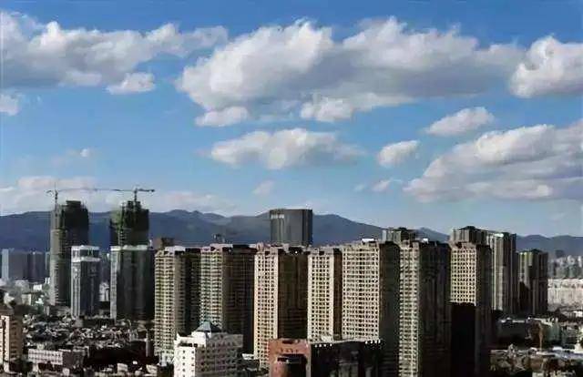 “万亿俱乐部”有望突破20，“二三线”城市划分