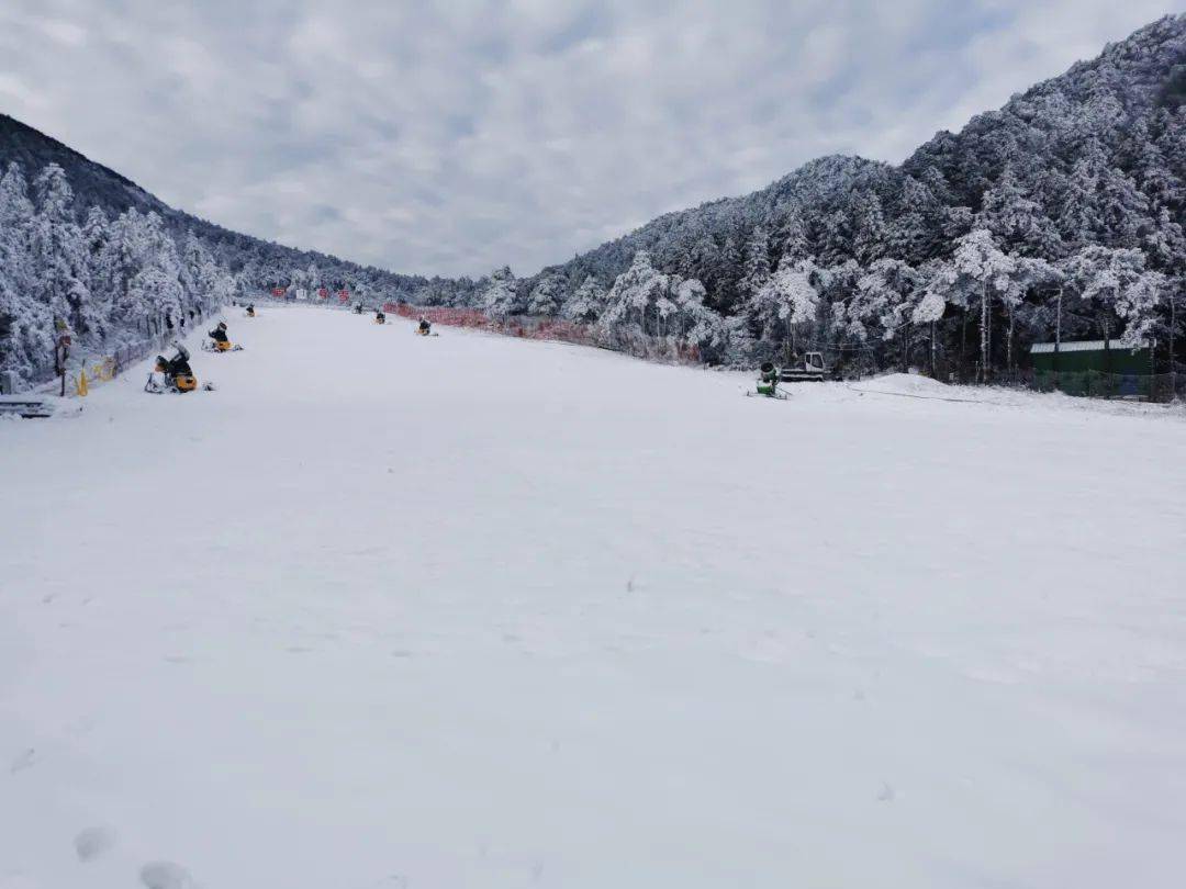 庐山滑雪场滑雪攻略