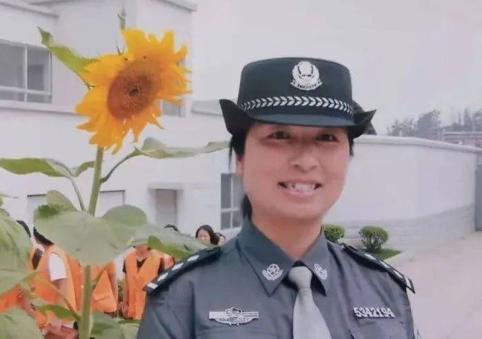 中国人民警察节 | 警服里流淌的光阴故事