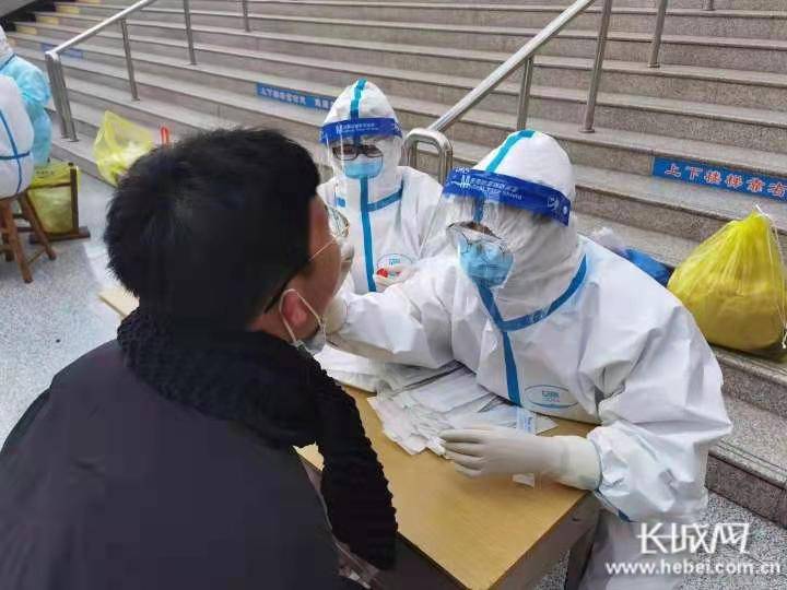 高中生人口_女高中生