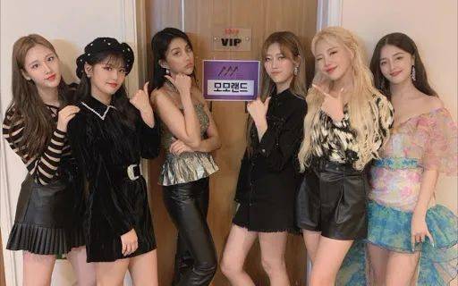 韩女团成员后台换衣被偷拍,大尺度照片被公开售卖,疑是熟人作案