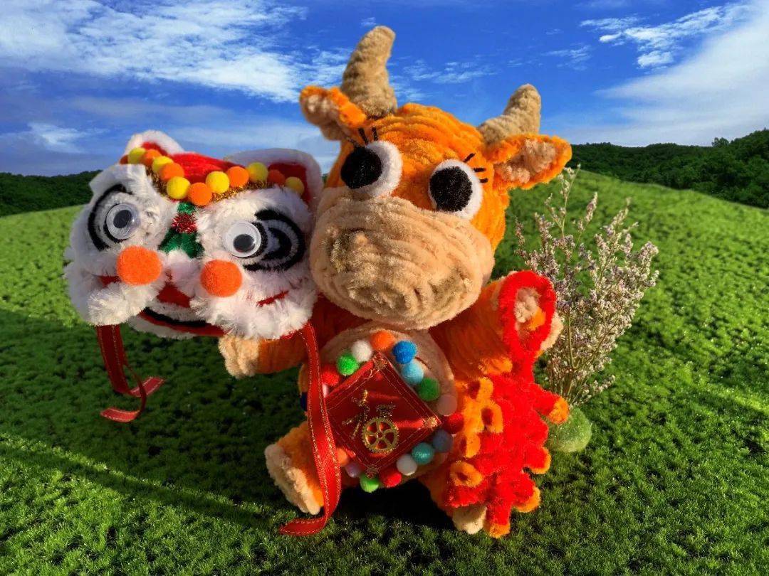 蔚美境时间迎新春(九)| 牛年吉祥物,高手在东胜教师中间!
