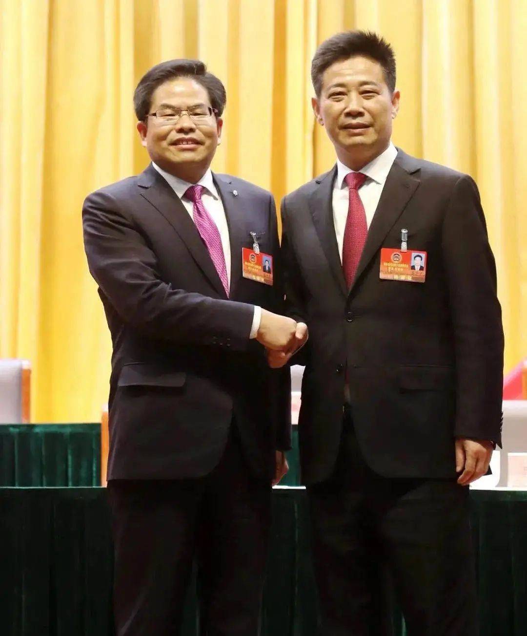 周中平当选为市十五届政协主席