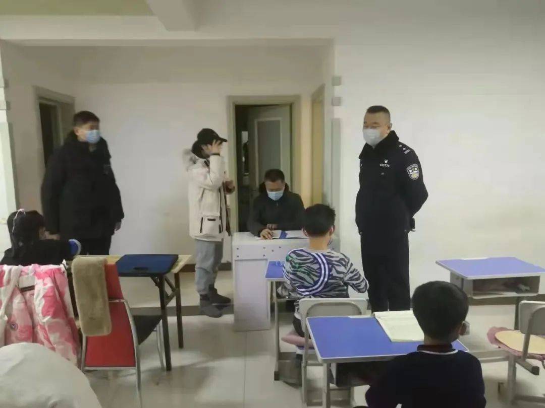 赤峰市内人口有多少_赤峰市图书馆官内图片