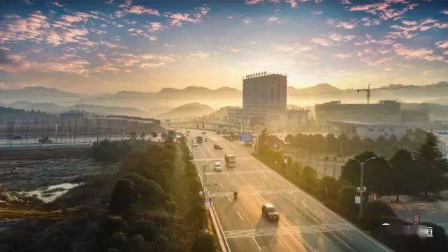 花垣县gdp_花垣县边城广场