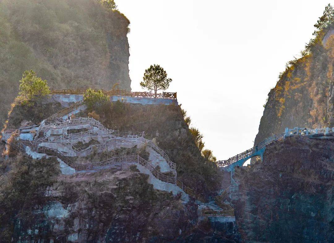 泰顺仕阳章氏矿坑冰城旅游区1月31日试营业啦