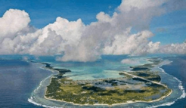 他发现作为一个旅游岛国,虽然基里巴斯有着丰富的旅游资源,但基础