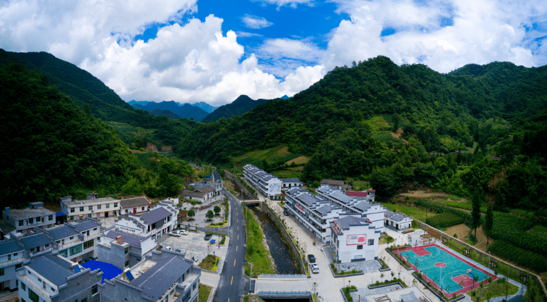 平利县长安镇从乡土到市场从田园到村宴