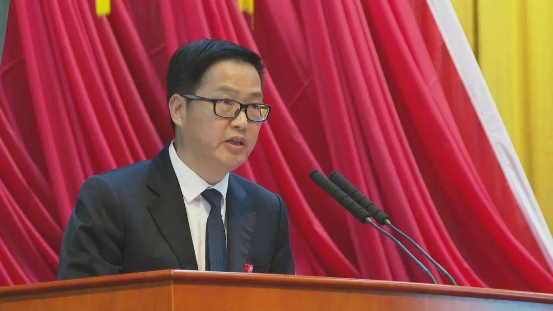 顺德区人大常委会主任冼阳福