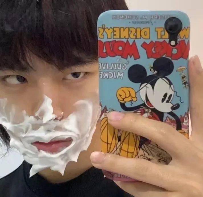 情侣头像959995999599黑白动漫女头得积攒了多少无奈和