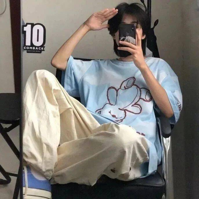 情侣头像959995999599黑白动漫女头得积攒了多少无奈和