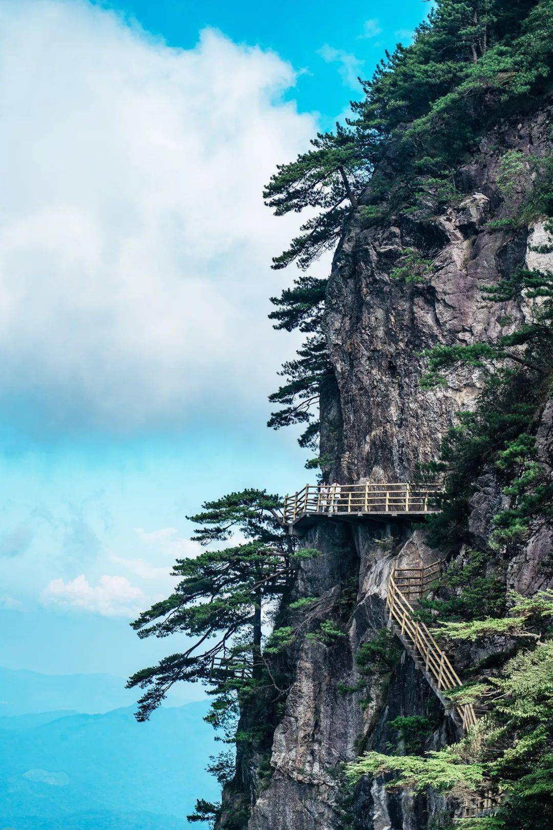 青云栈道