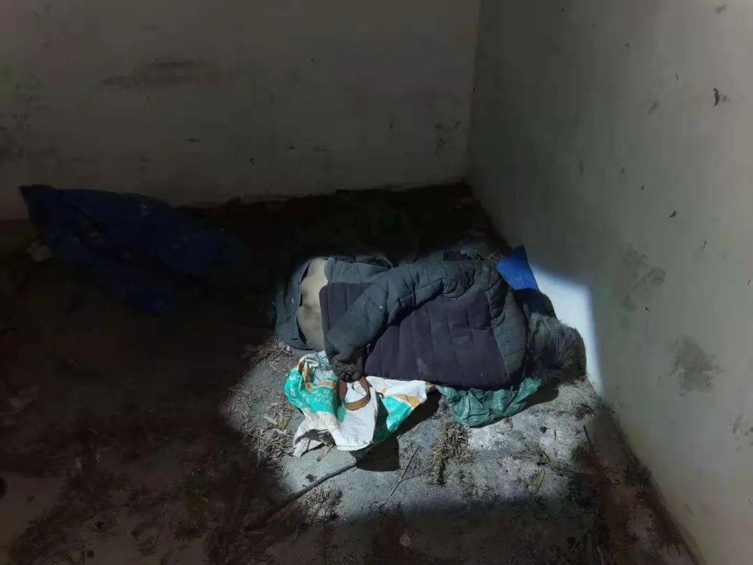 桂林这里发现无名男尸,警方急寻线索!