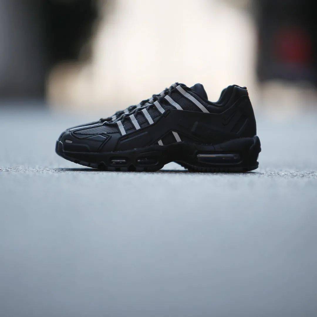 xh55限量发售nikeairmax95ndstrktblack