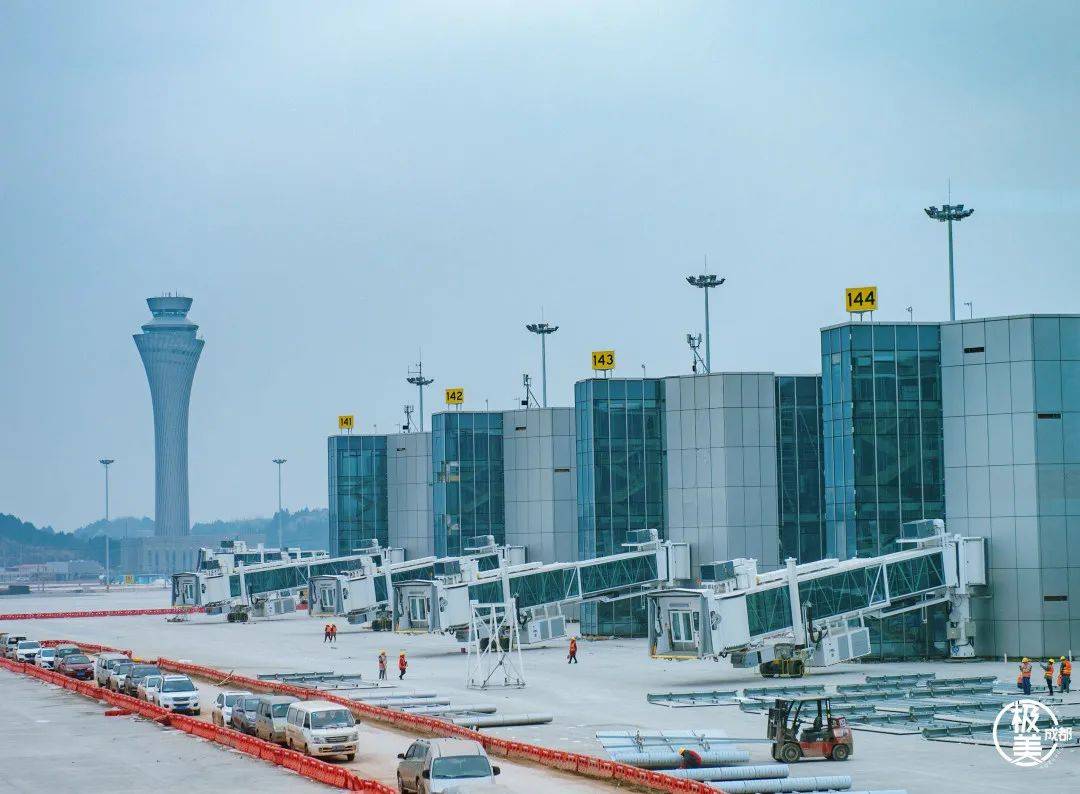 天府国际机场又一秘密:将九寨沟,峨眉山等景点与机场完美融合