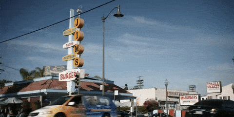 有一次,他去日本出差,回来报销差旅费,100多元的洗衣费和差旅发票混在