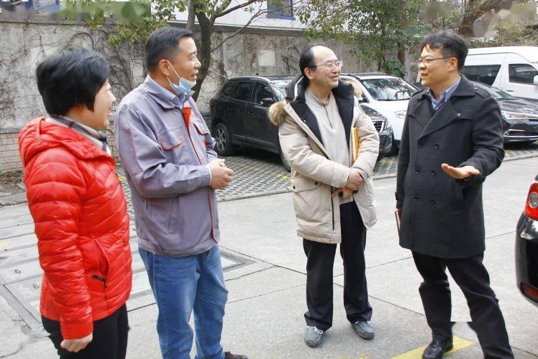 周国良李鹰莅临杨浦调研稳岗留工及灵活就业工作