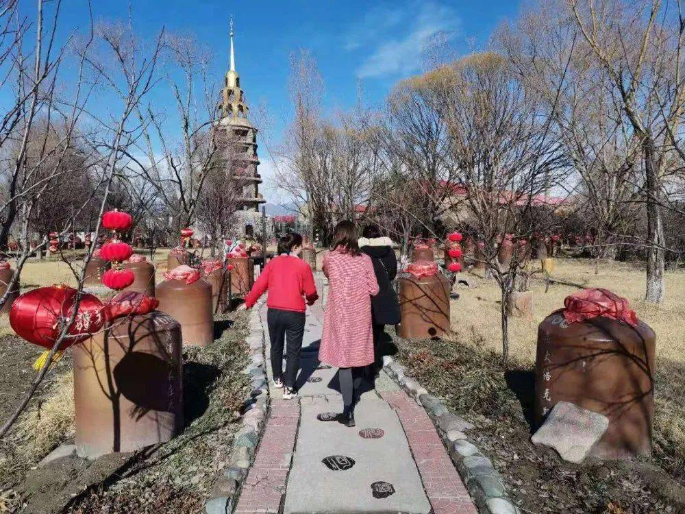 新源县团委走访调研部分企业共青团工作_伊犁