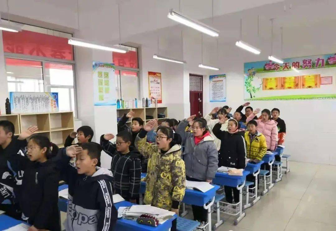 多图直击泰安市各中小学开学第一天!