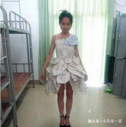 搞笑GIF: 媳妇你真该减肥了,把自行车都压扁了