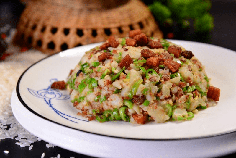 脆哨土豆泥布依豆豉鱼来看下我们餐厅的环境吧段大华餐饮 感恩有您