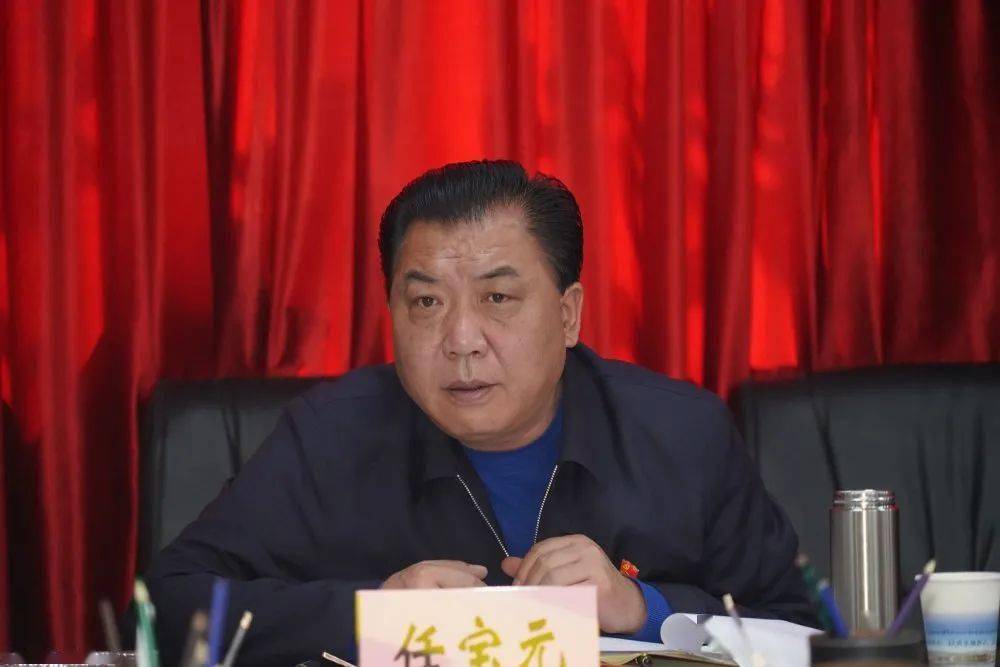 理论学习治多召开县委理论学习中心组扩大学习会