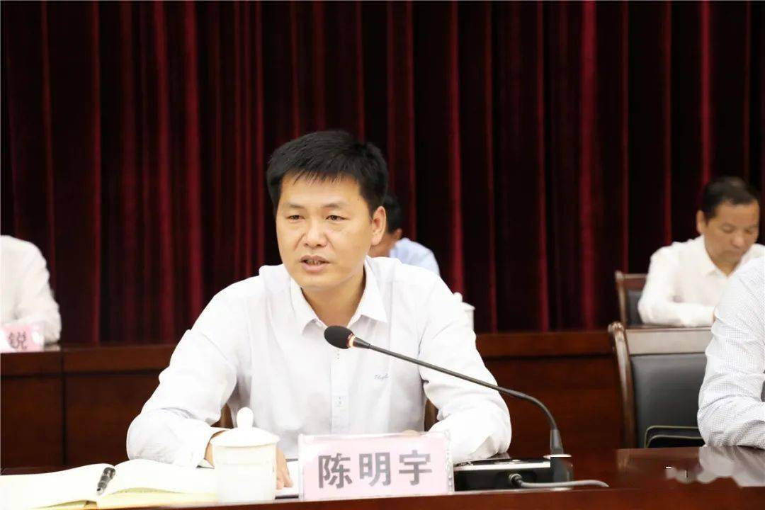 灵山县工会十三届四次全委(扩大)会议 胜利召开