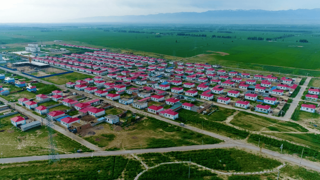 全国脱贫攻坚先进事迹系列报道 新疆维吾尔自治区住房和城乡建设厅