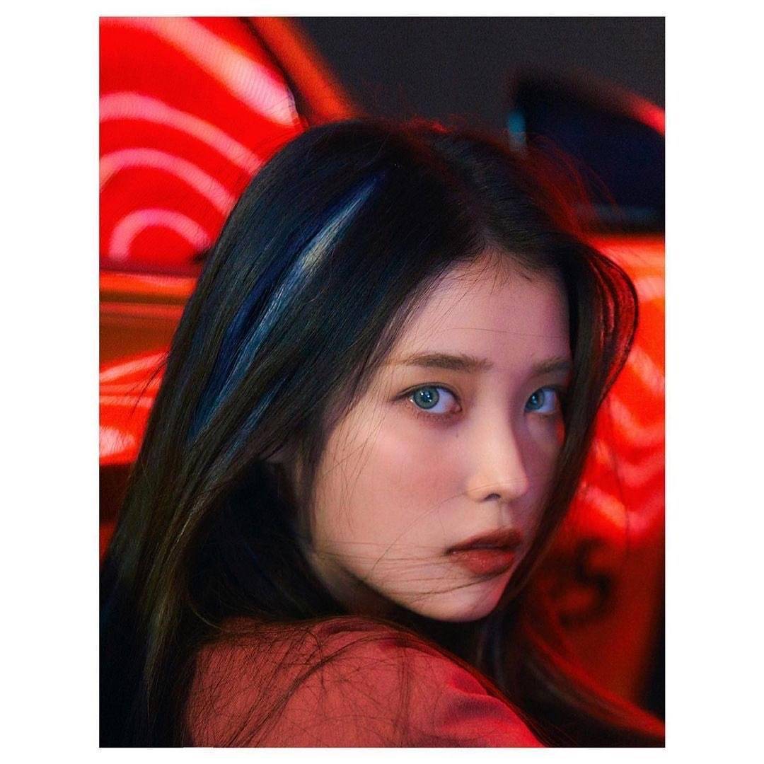 "回归d-1"iu,终于揭开面纱的主打曲《lilac》mv预告