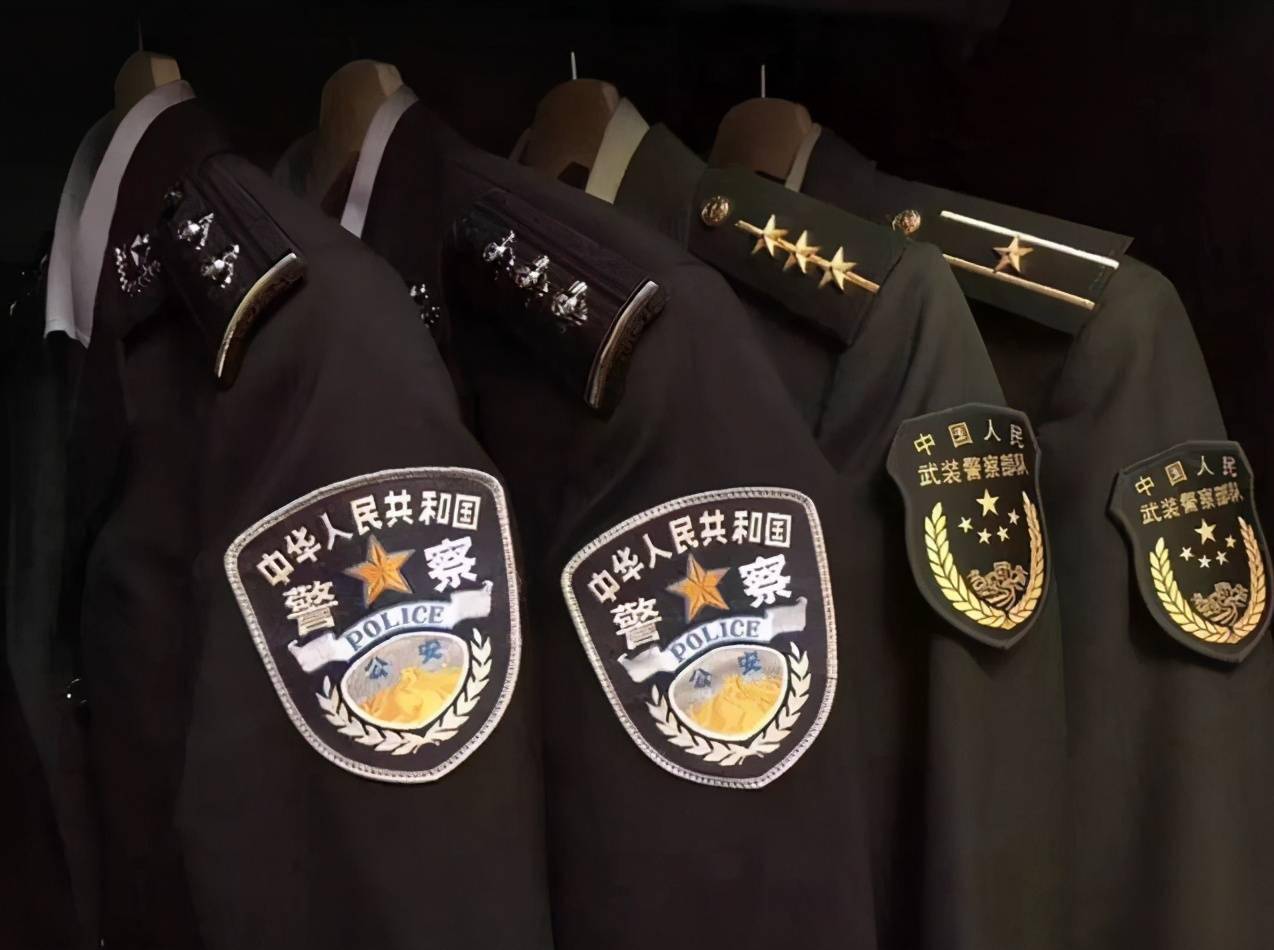 军事片《红蝎子》,女主角身穿87式警服,工作到现在是三级警督