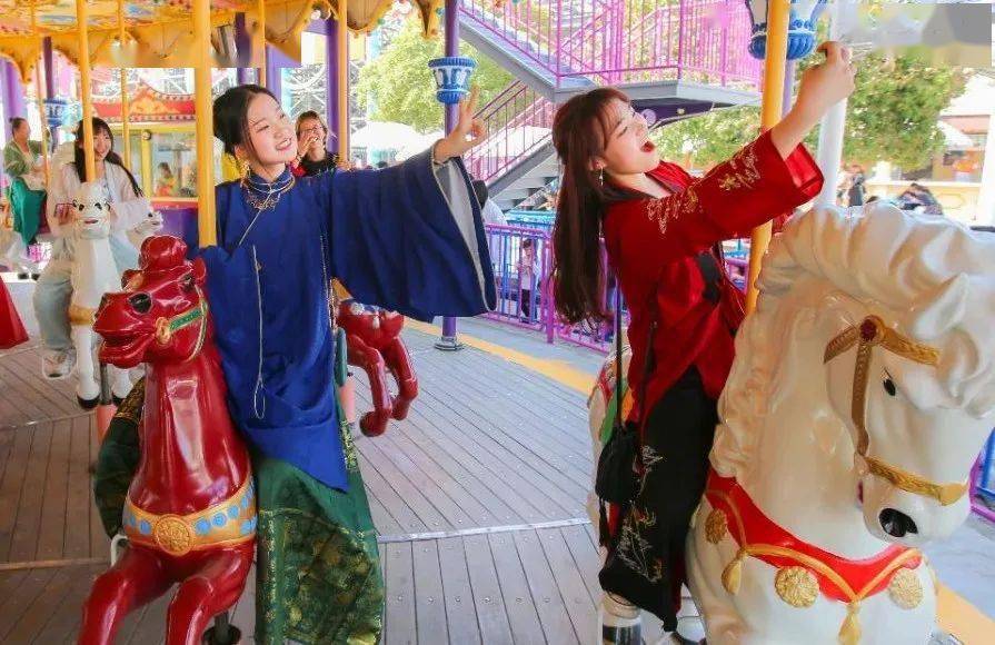 国风华服节这个四月我在欢乐谷等你一起寻梦云间
