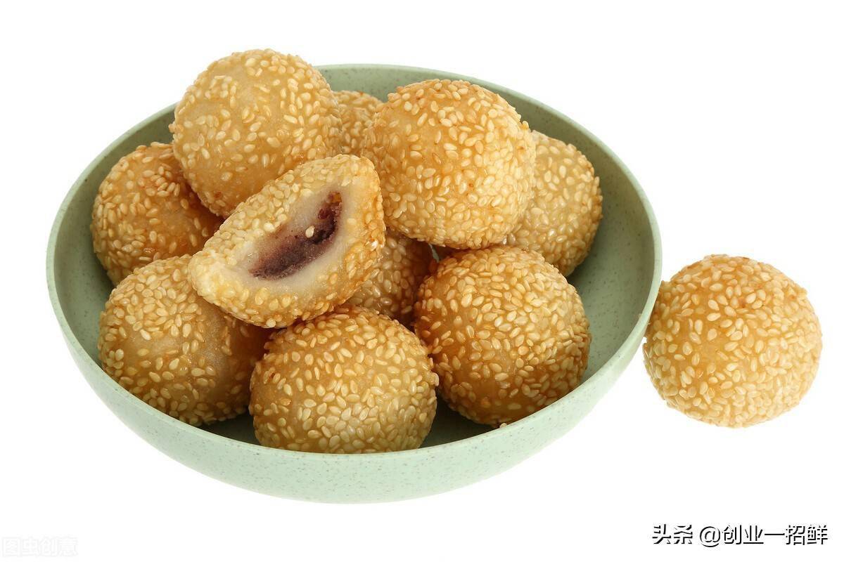 他家煎堆生意好,究竟为啥?做得比我的头还大