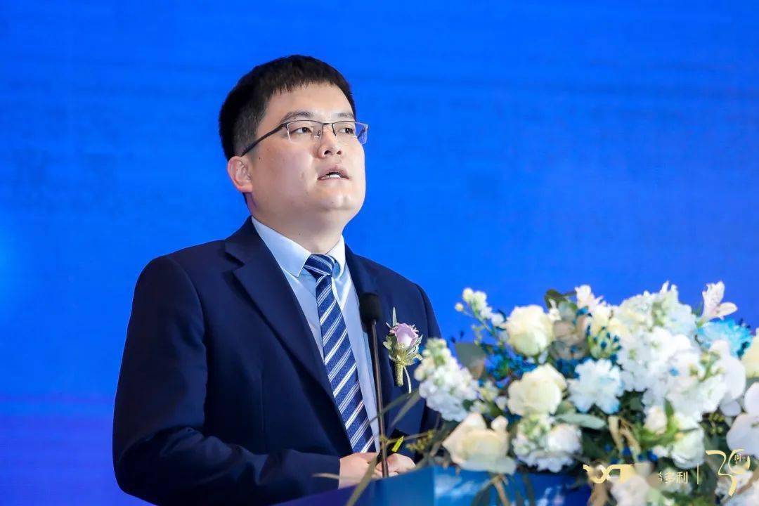 中国农业大学李胜利教授以《中国奶业发展形势,挑战和机遇》为题作