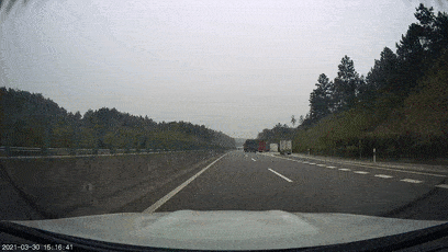 实拍:大货车