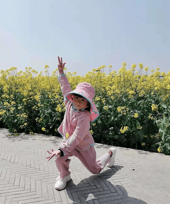 趣寻春天春水碧于天画船听雨眠