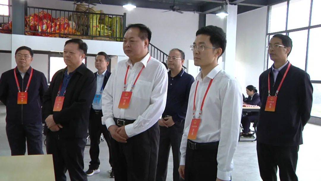 张天洲强调,推进脱贫攻坚同乡村振兴有效衔接是党和国家作出的重大