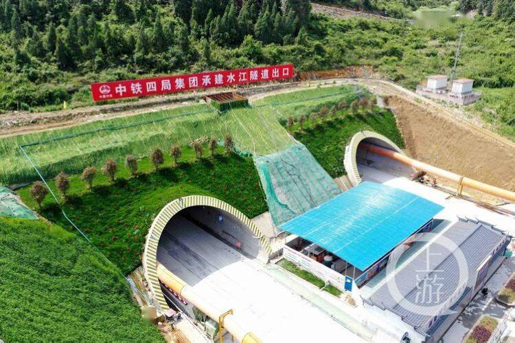 渝湘复线高速五布河特大桥首墩预计6月封顶