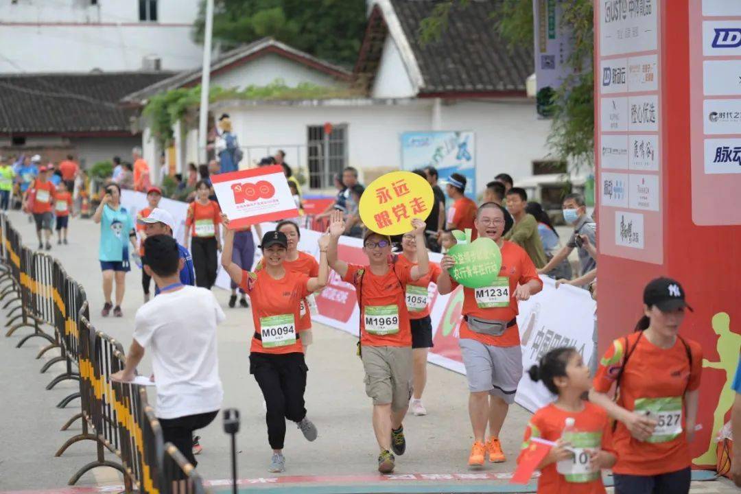 2021鹿寨中渡古镇马拉松圆满落幕