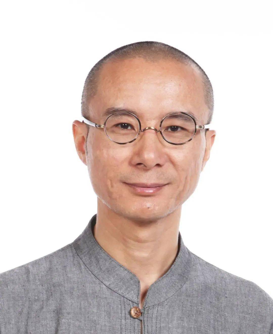 美术学院建筑学院院长,教授朱 锫建筑学院导丨览丨大丨咖党委宣传部李