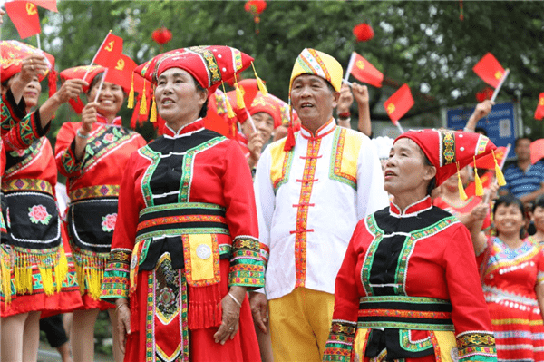 党史山歌唱响广西壮乡(组图)_宾阳县