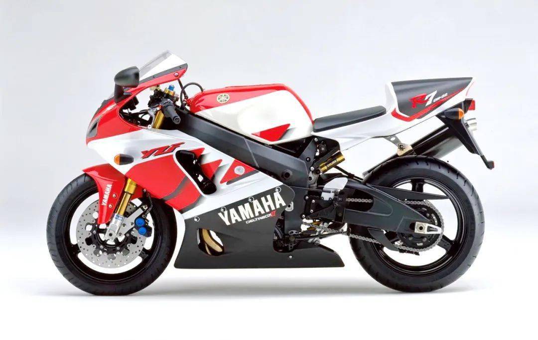 yamahayzfr7简史